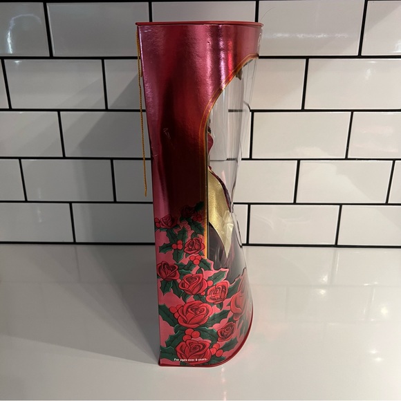 MATTEL DISNEY HOLIDAY PRINCESS BELLE - Picture 3 of 10